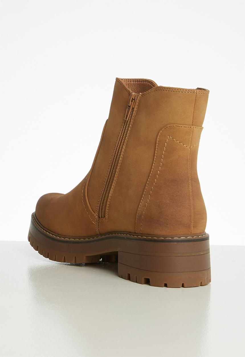 Miss Black - Fox 3 boot - tan