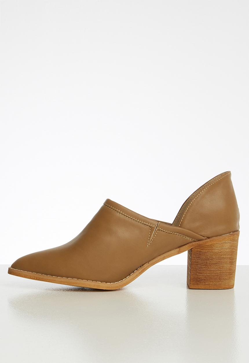 Superbalist - Jenni cut out boot - tan