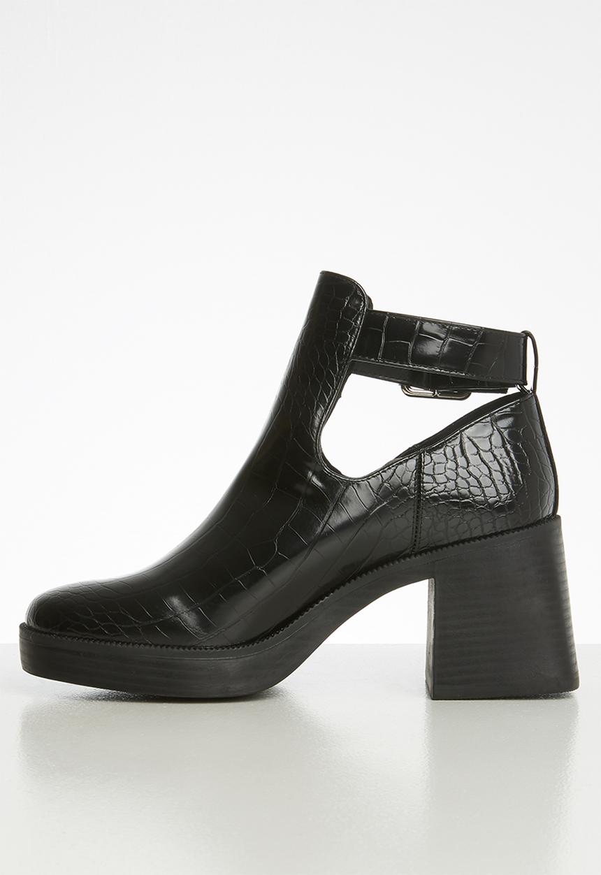 Superbalist - Laila cut-out boot - black