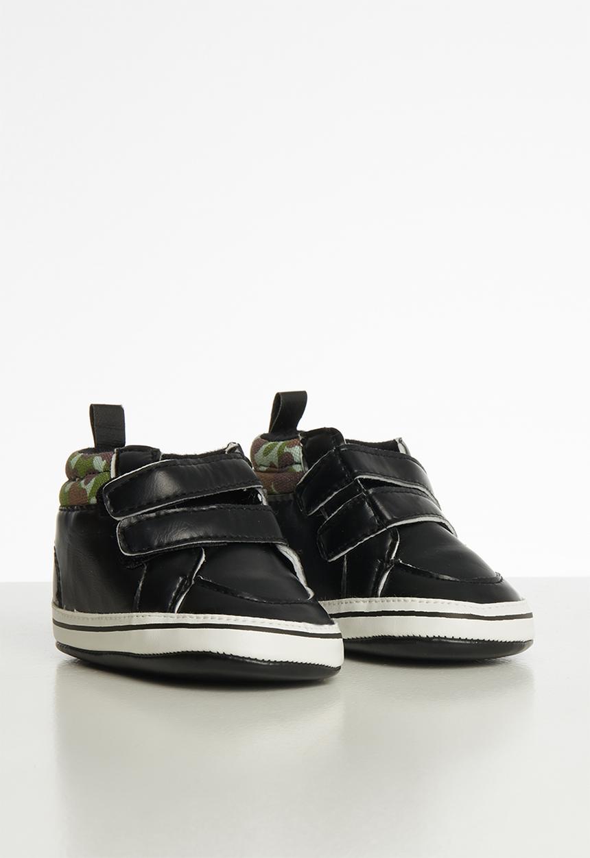 Pop Candy - Strap on camo booties - black