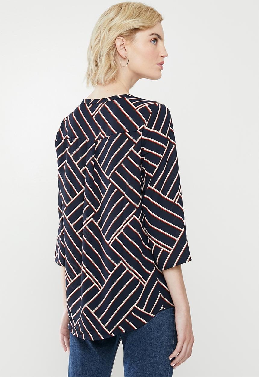 Jacqueline de Yong - Win treats blouse - sky captain