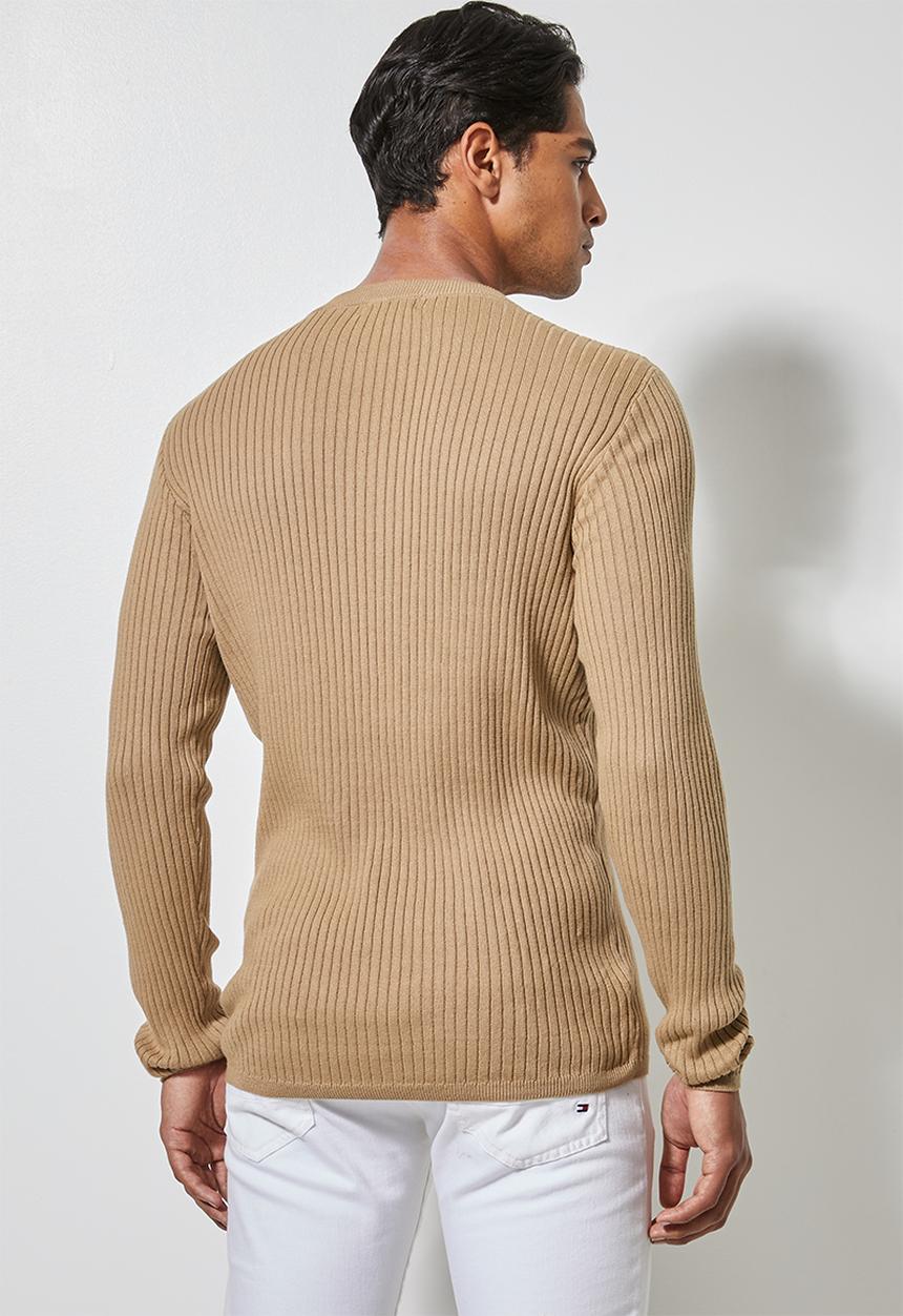 Superbalist - Ribbed slim fit crew neck knit - brown 