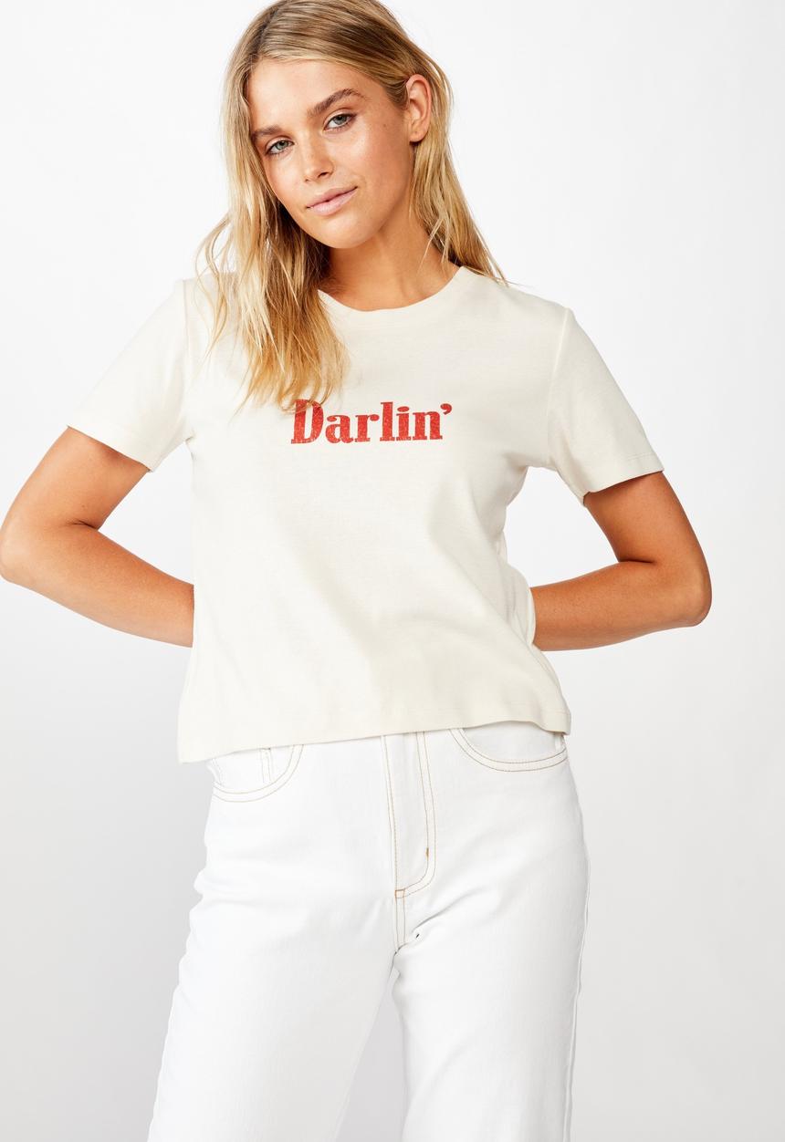 Cotton On - Essential slogan T-shirt darlin - white sand