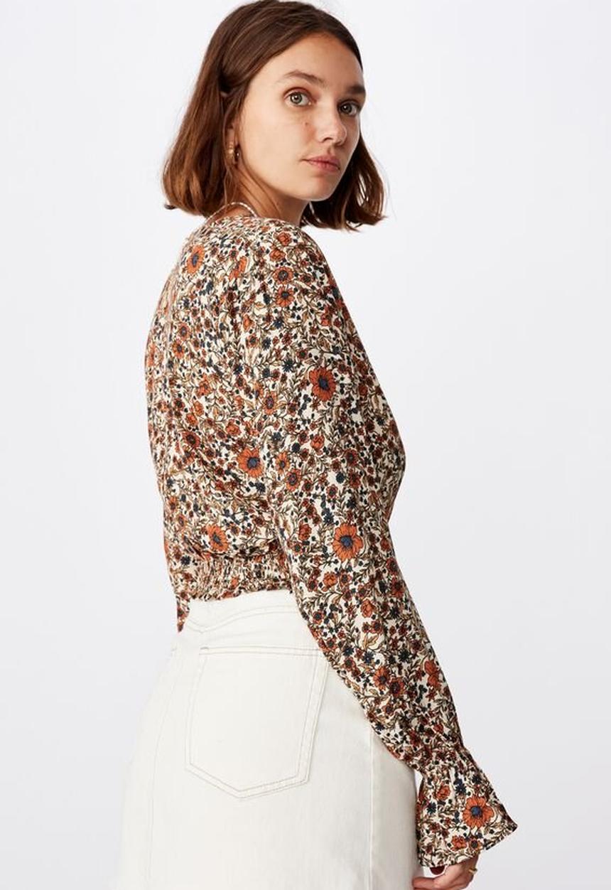 Cotton On - Hailey long sleeve wrap blouse jordyn floral - mid brown