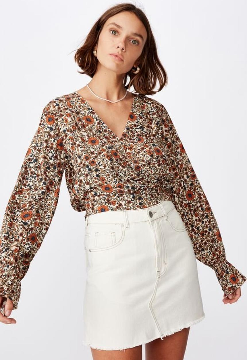 Cotton On - Hailey long sleeve wrap blouse jordyn floral - mid brown