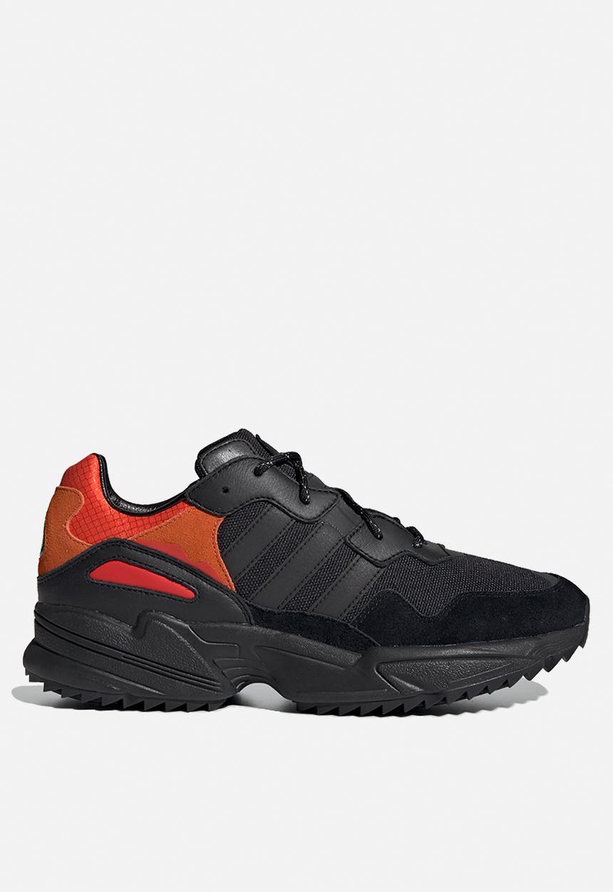 adidas Originals - Yung-96 trail - core black/trace grey met./flash orange