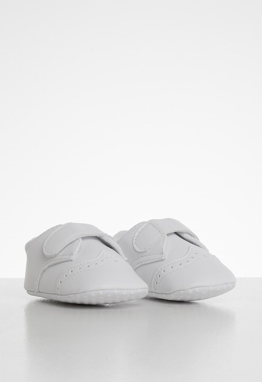 Pop Candy - Velcro strap brogue - white