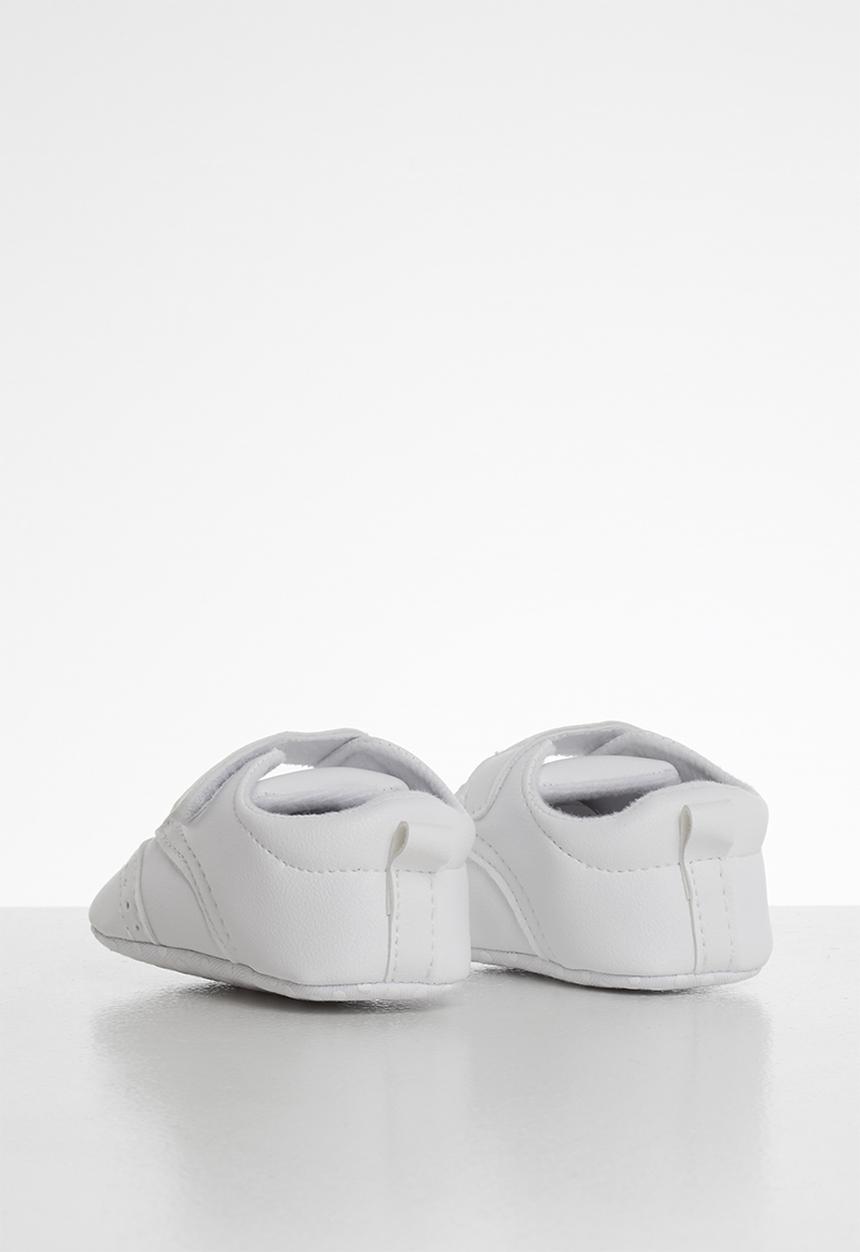 Pop Candy - Velcro strap brogue - white