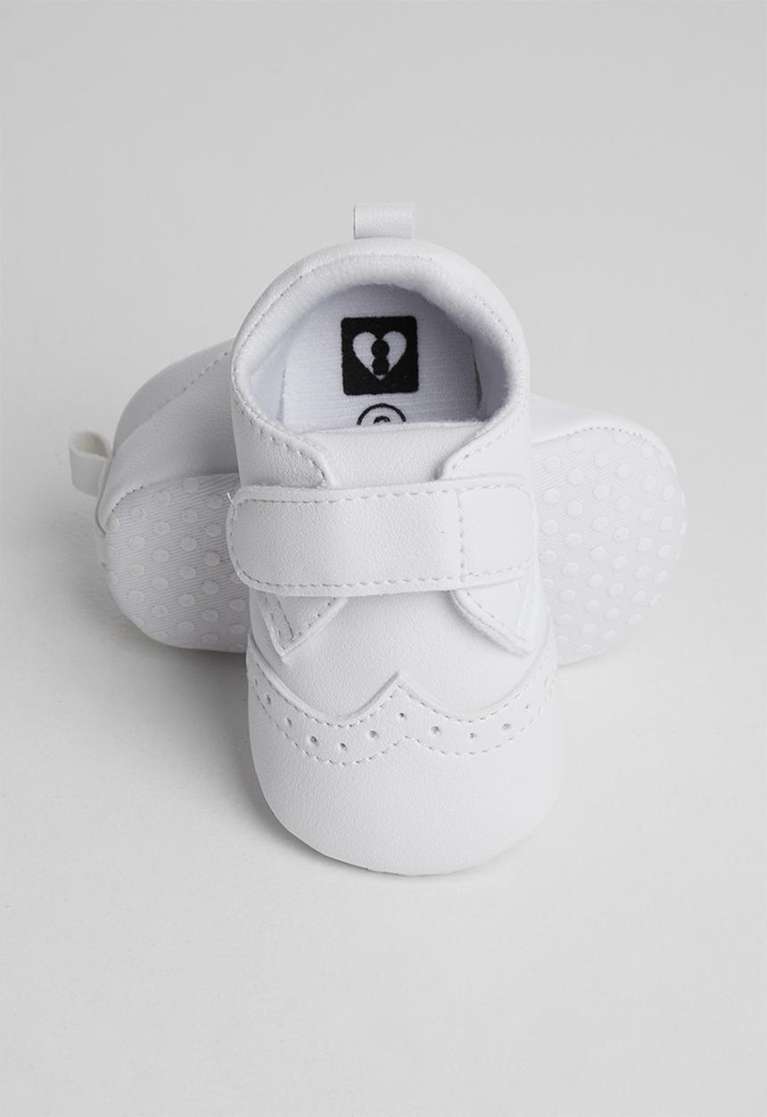Pop Candy - Velcro strap brogue - white