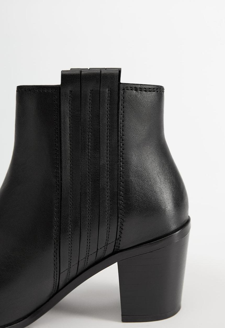 MANGO - Desert ankle boot - black