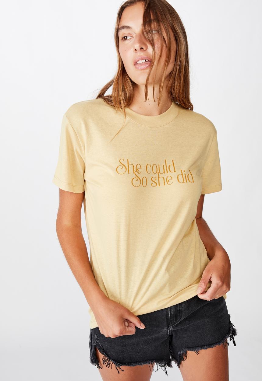Cotton On - Classic slogan T-shirt she did - yellow