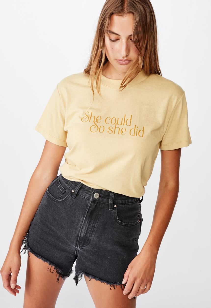 Cotton On - Classic slogan T-shirt she did - yellow