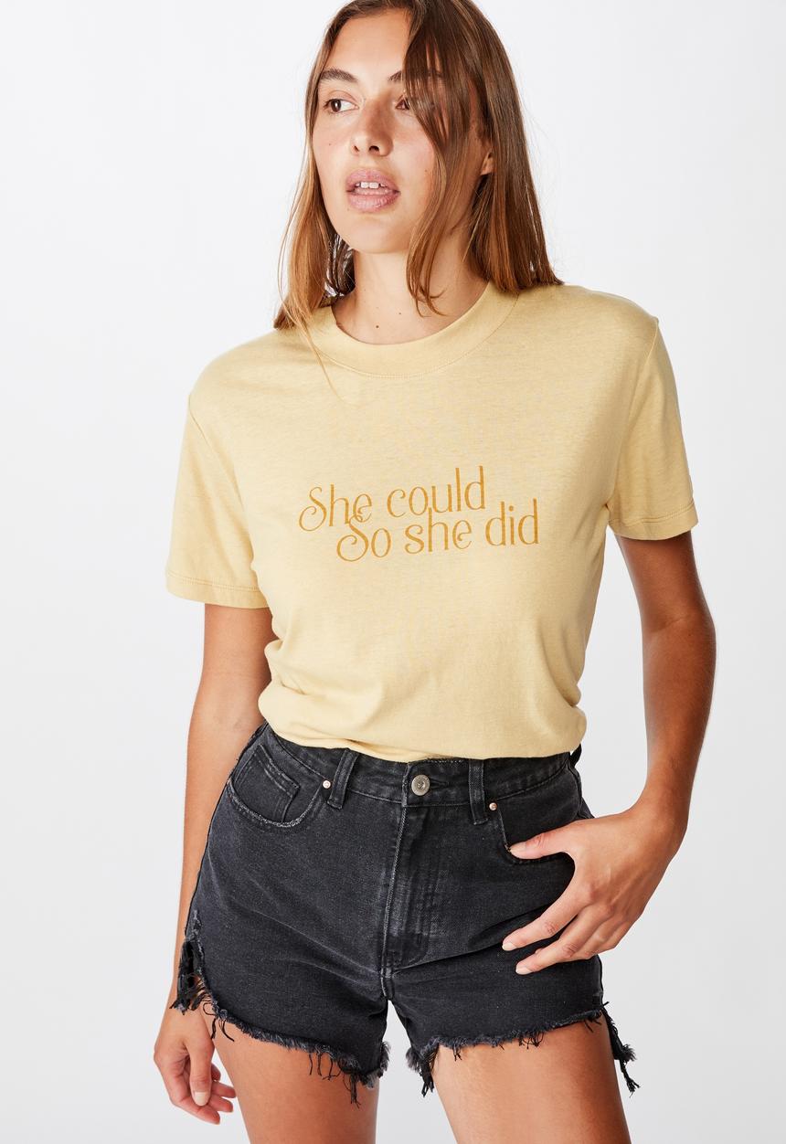 Cotton On - Classic slogan T-shirt she did - yellow