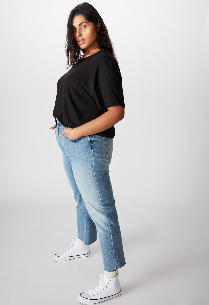 Cotton On - Curve the one boyfriend crew tee - black