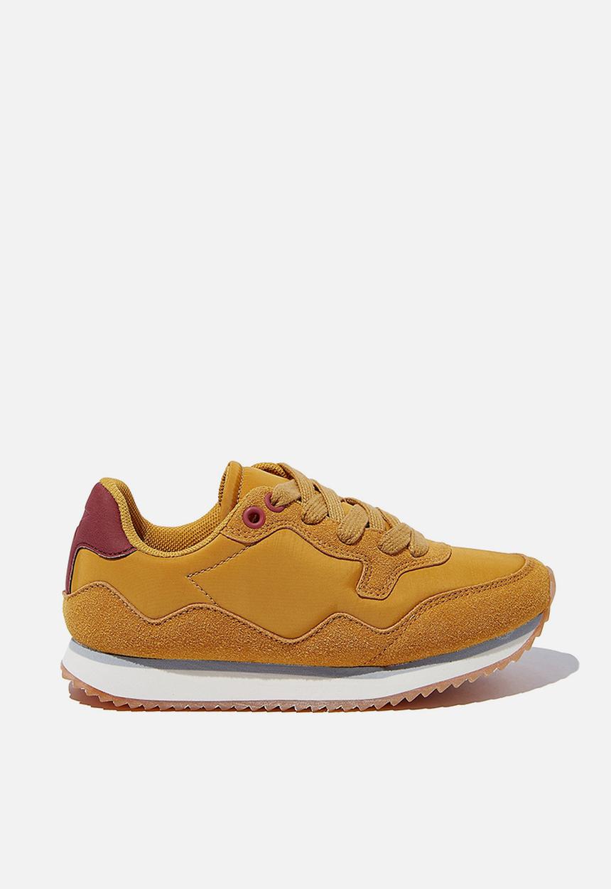 Cotton On - Retro trainer - honey gold