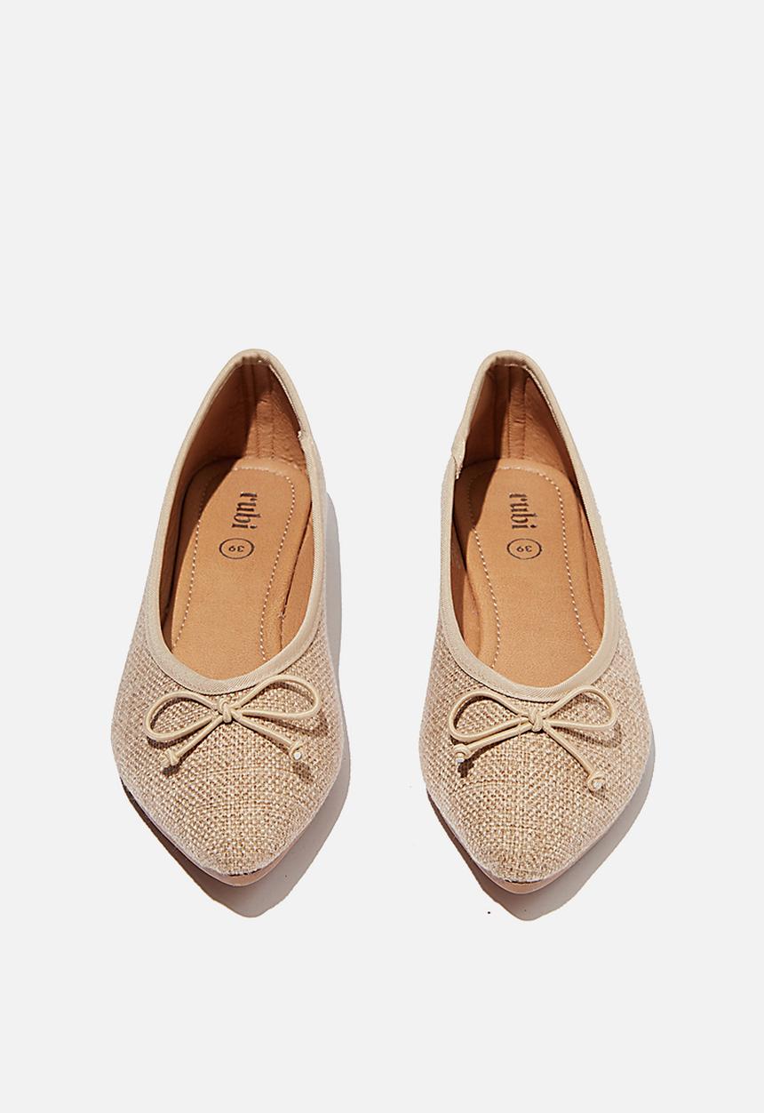 Cotton On - Essential evelyn point ballet - taupe 
