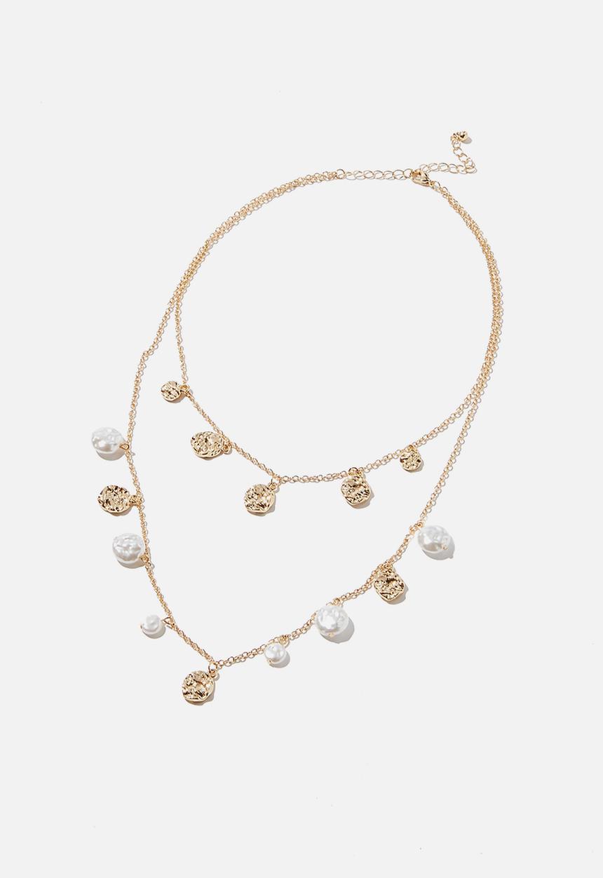 Rubi - Pearl and hammered disc treasures necklace  - gold & white 