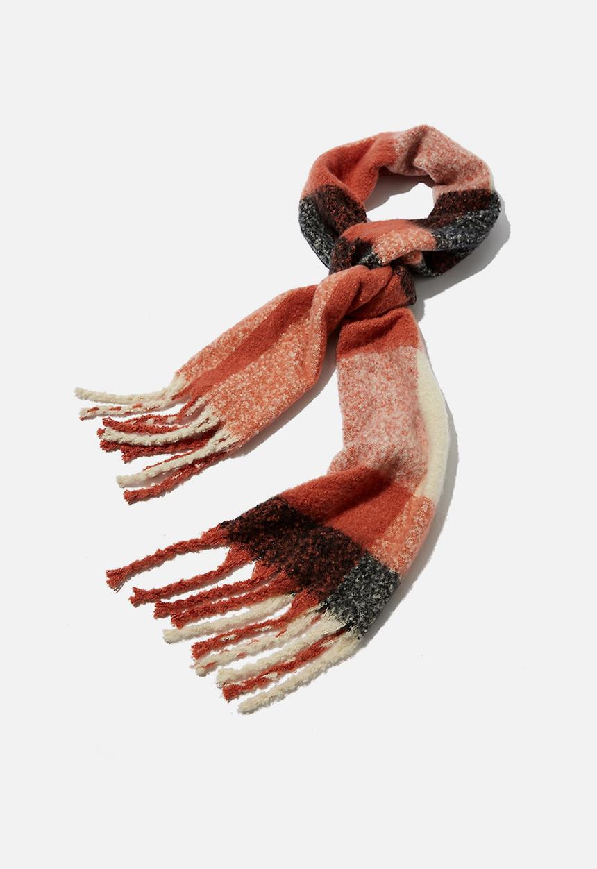 Rubi - Pippa brushed tassel scarf - chutney 