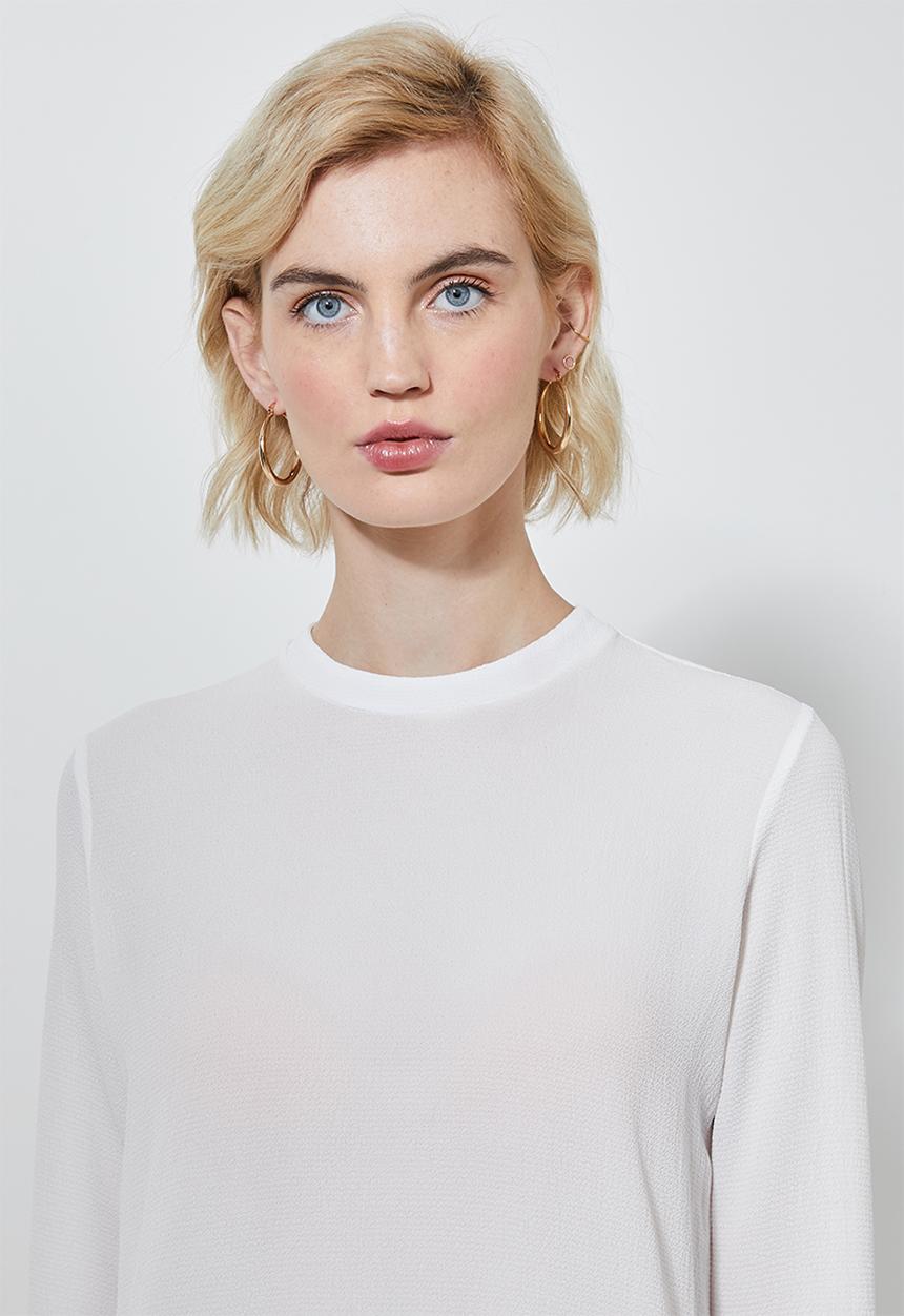 Superbalist - Longline high neck blouse with zip detail - white