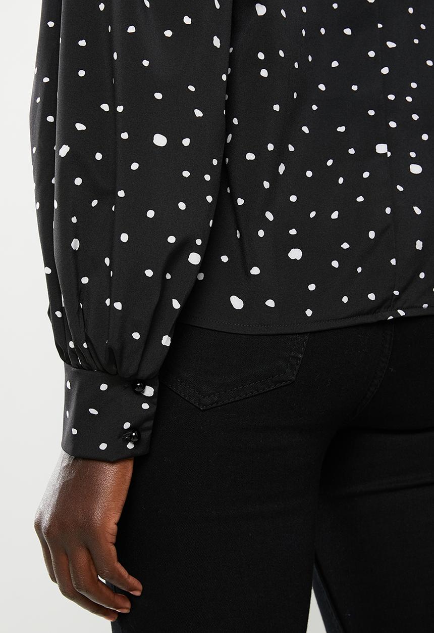 edit - Satin high neck blouse - black & white 