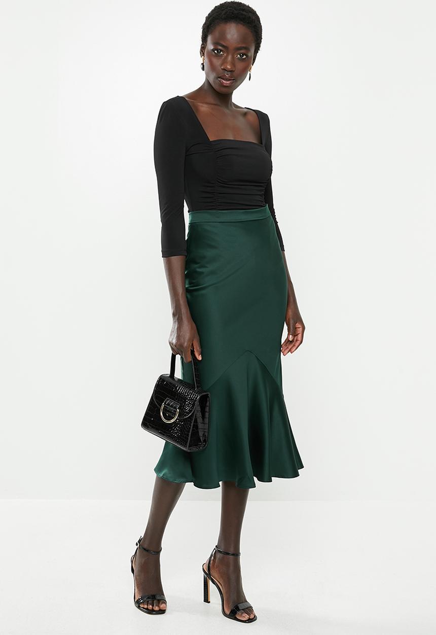 MILLA - Satin bias skirt - green