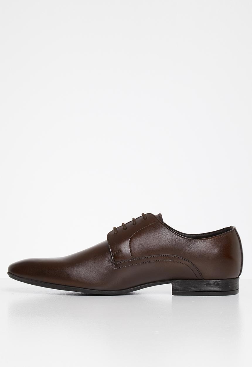 Superbalist - Donovan leather derby - brown