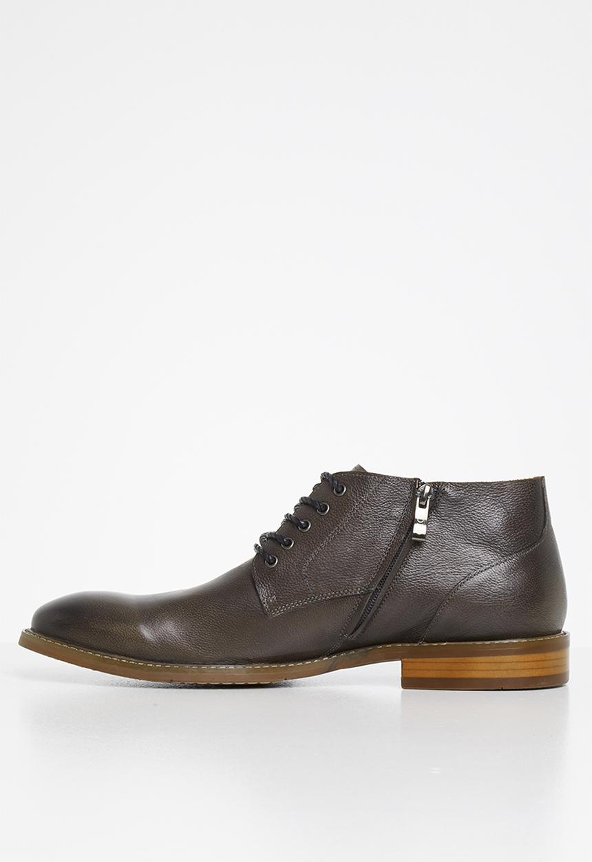 POLO - Collin leather distressed boot - grey