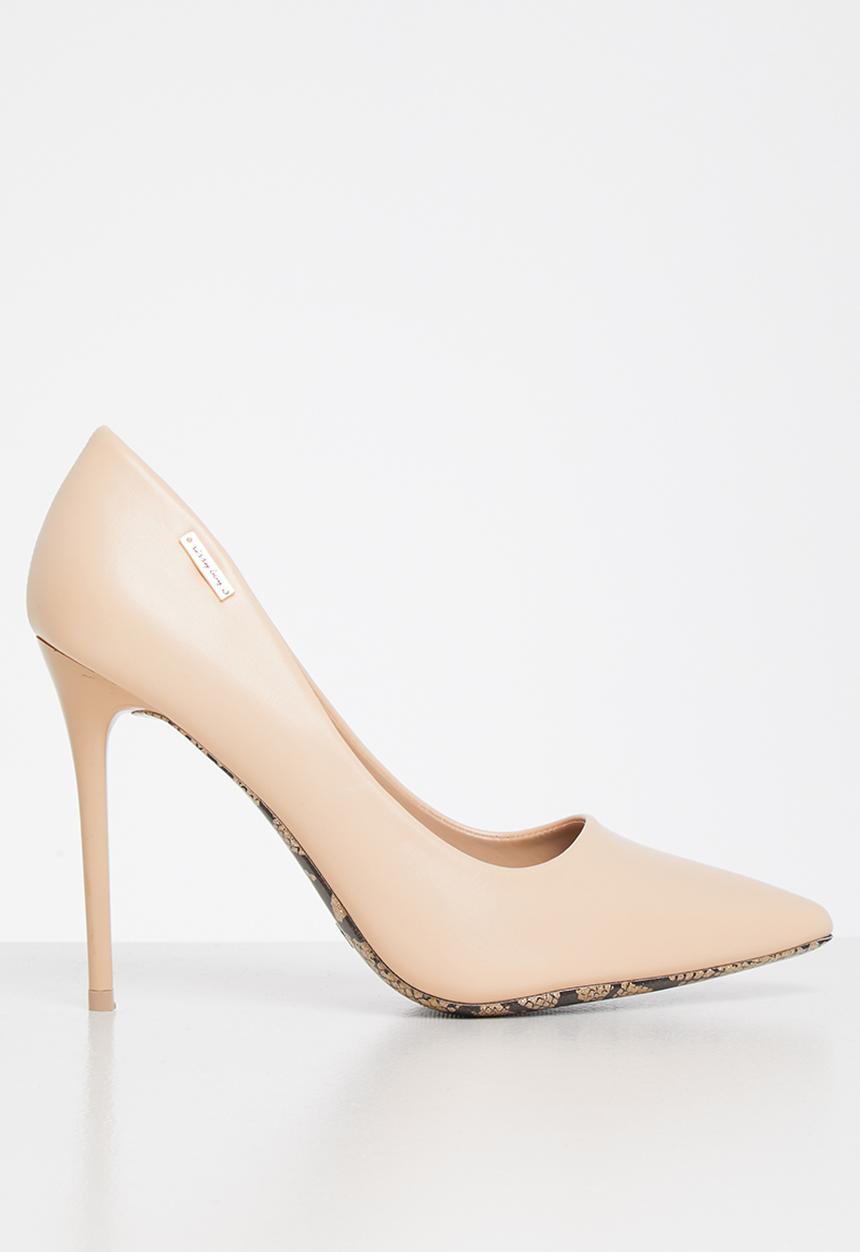 SISSY BOY - Snake a walk court - neutral