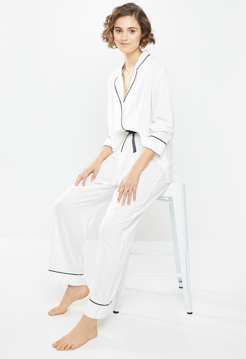 Superbalist - Sleep shirt & pants set - white