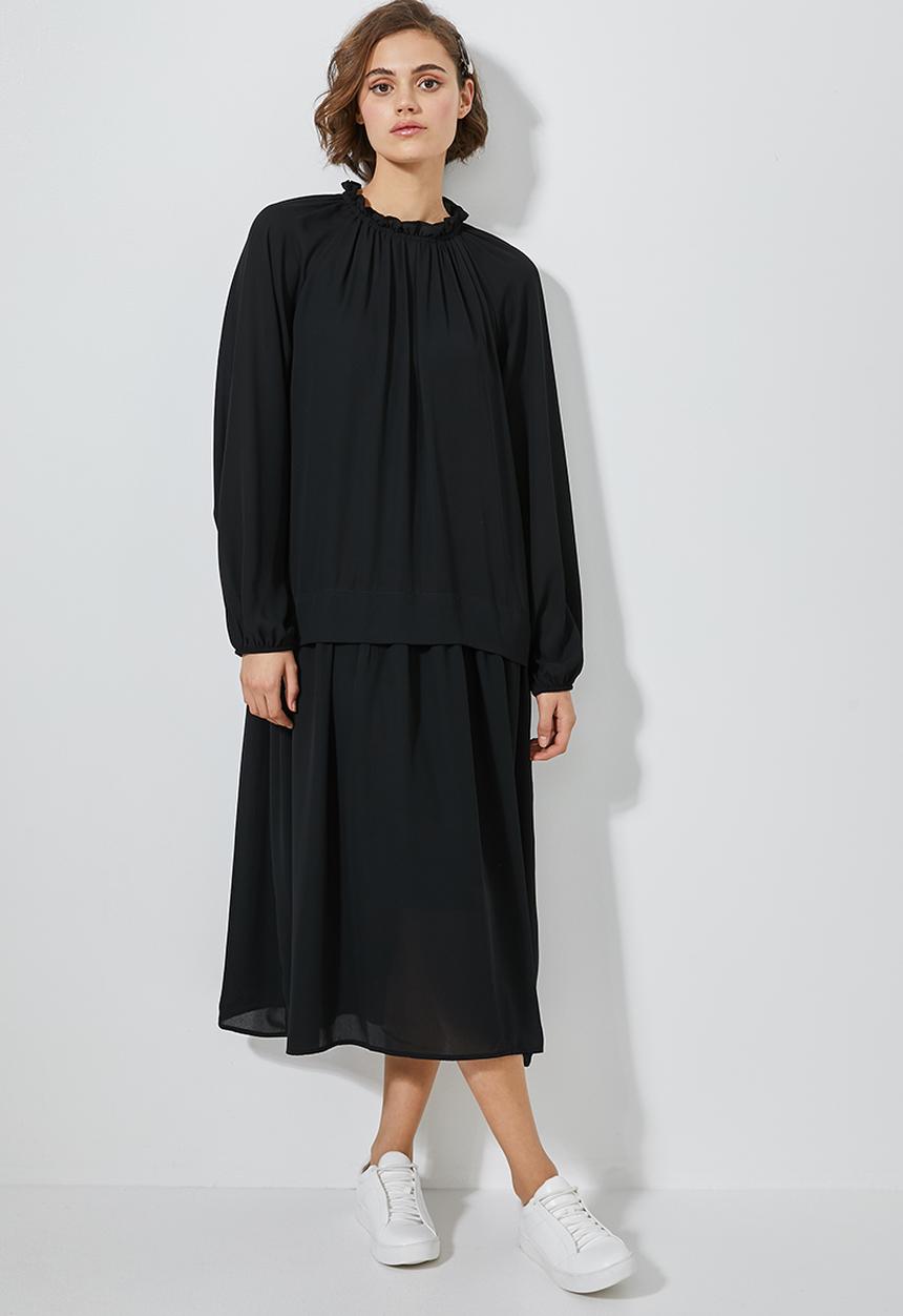 Superbalist - Ruffle neck dropped waist dress - black