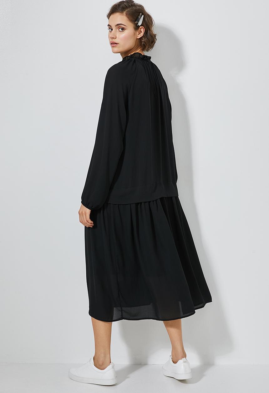 Superbalist - Ruffle neck dropped waist dress - black