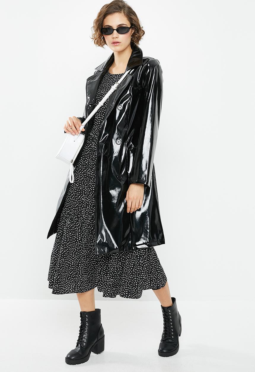 Blake - Vinyl trench coat - black