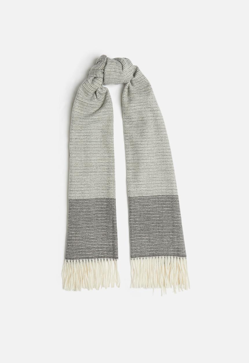 edit - Oversized fringed scarf - grey & cream