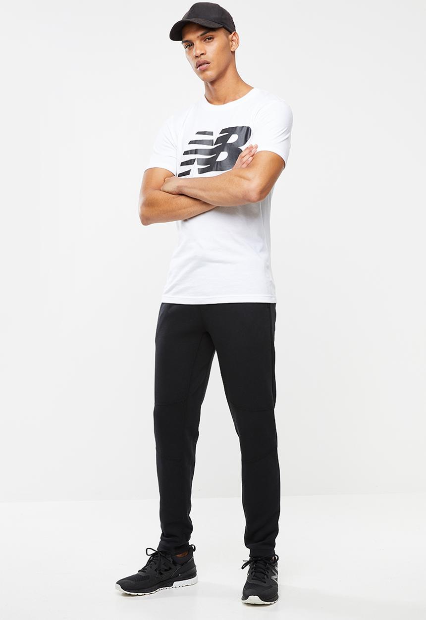 New Balance  - Classic New Balance short sleeve tee - white