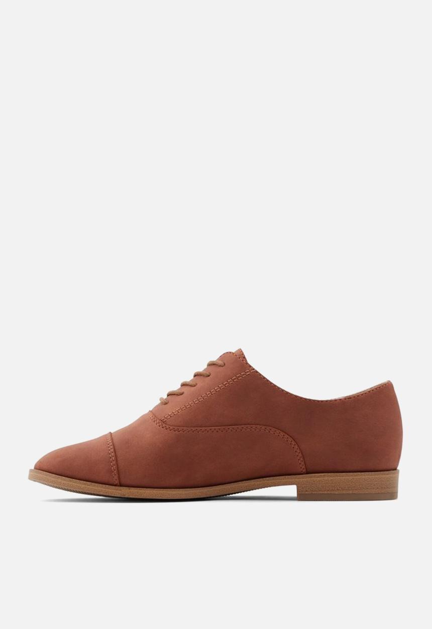 Call It Spring - Carlei oxford - rust