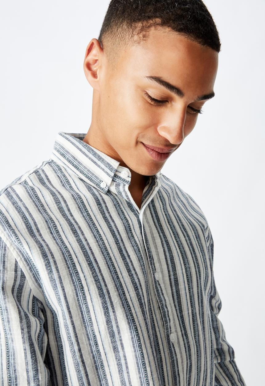 Cotton On - Textured long sleeve shirt - blue 