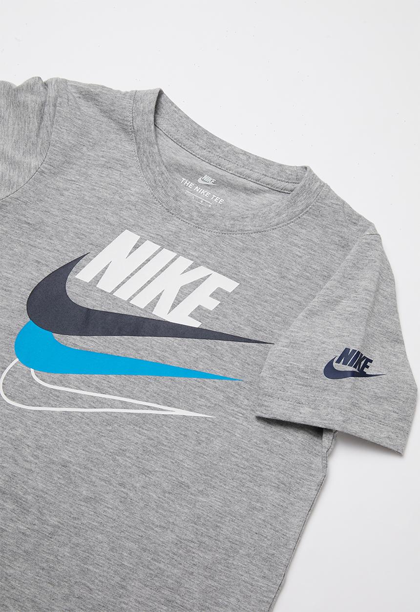 Nike - Nike multi branded short sleeve tee - grey