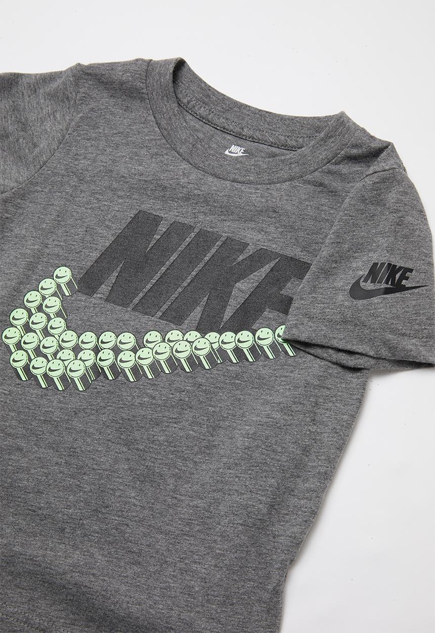 Nike - Nike futura smiles swoosh short sleeve tee - grey 
