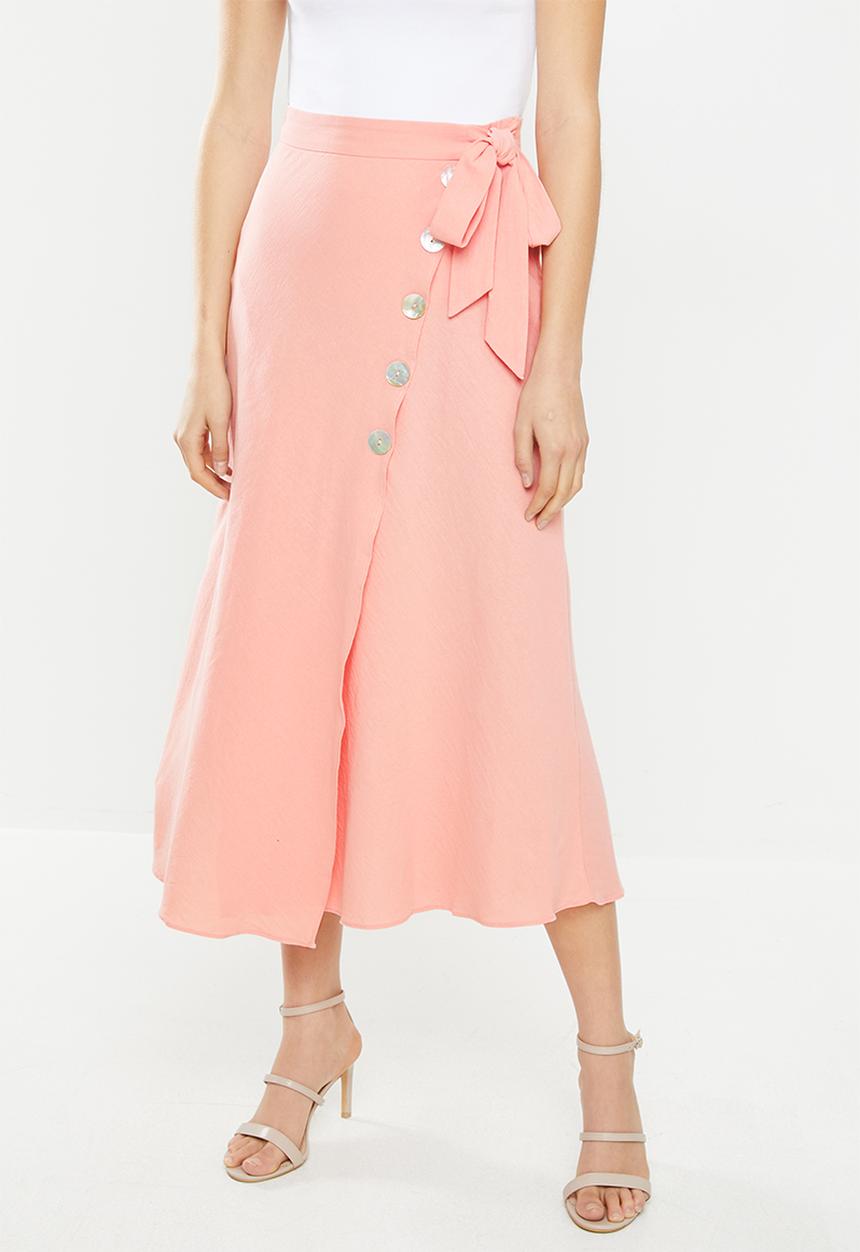 Glamorous - Wrap midi skirt with button detail - pink