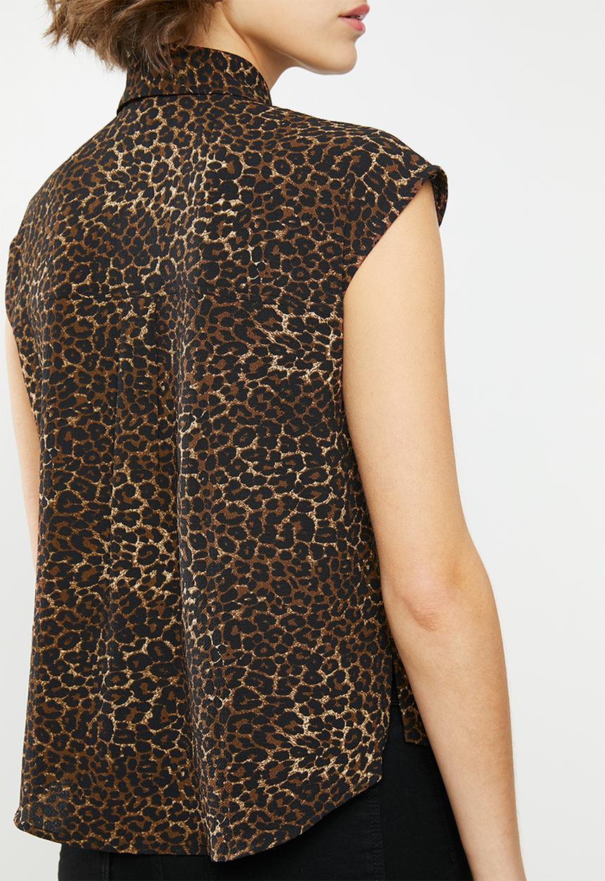 Superbalist - Short sleeve leopard print utility shirt - brown & black
