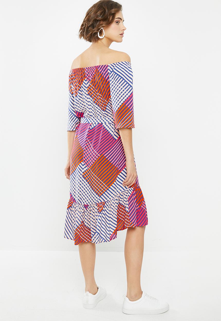 Jacqueline de Yong - Star off shoulder dress - multi