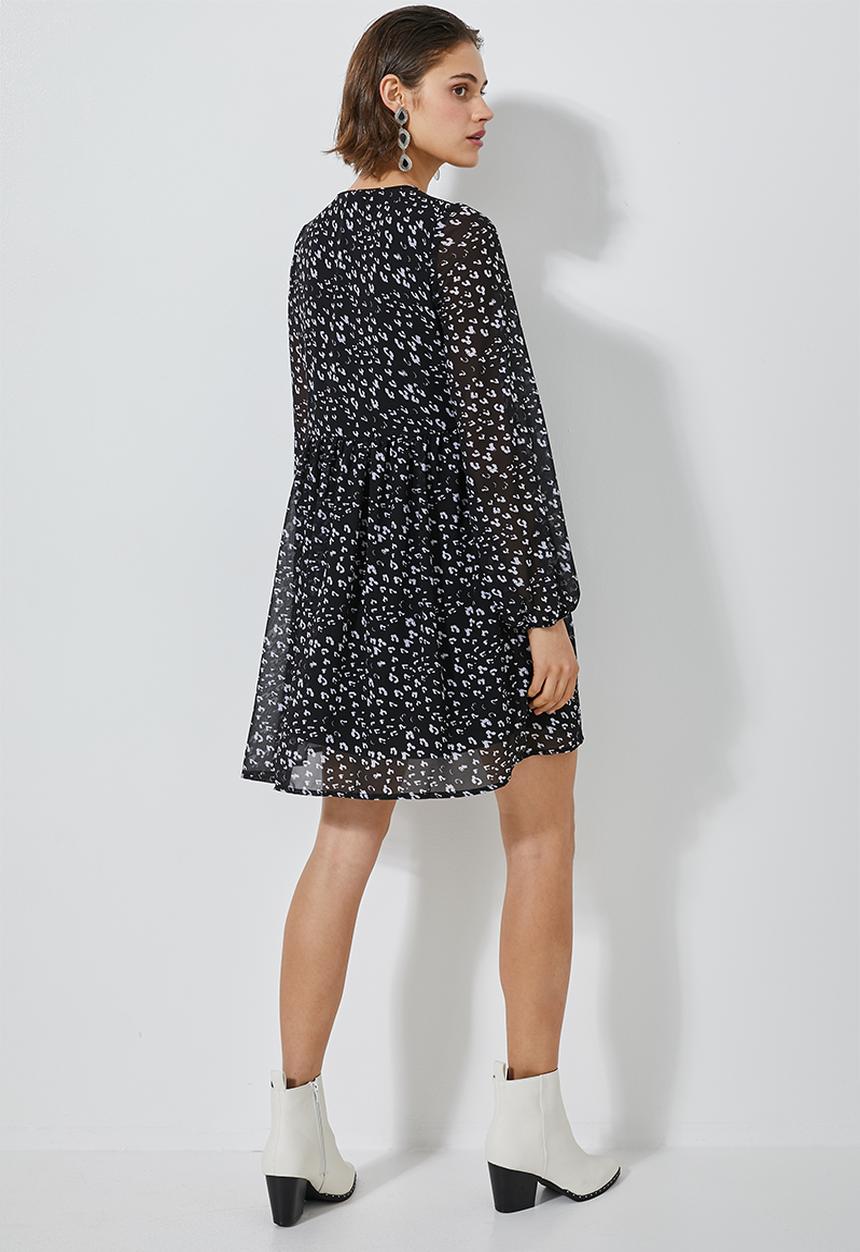 Superbalist - Chiffon babydoll dress - black & white 