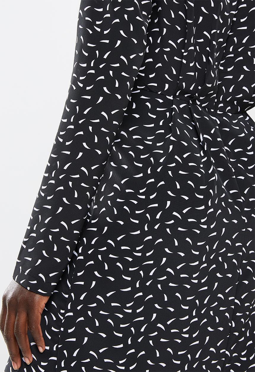 edit - Long sleeve crepe pleat front suit dress - black & white 