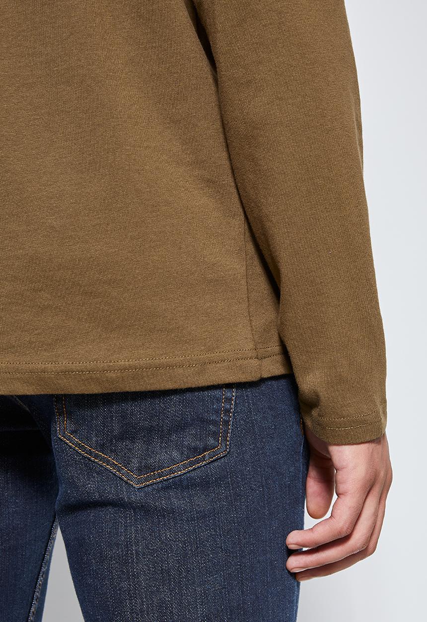 Superbalist - Plain roll neck tee - brown