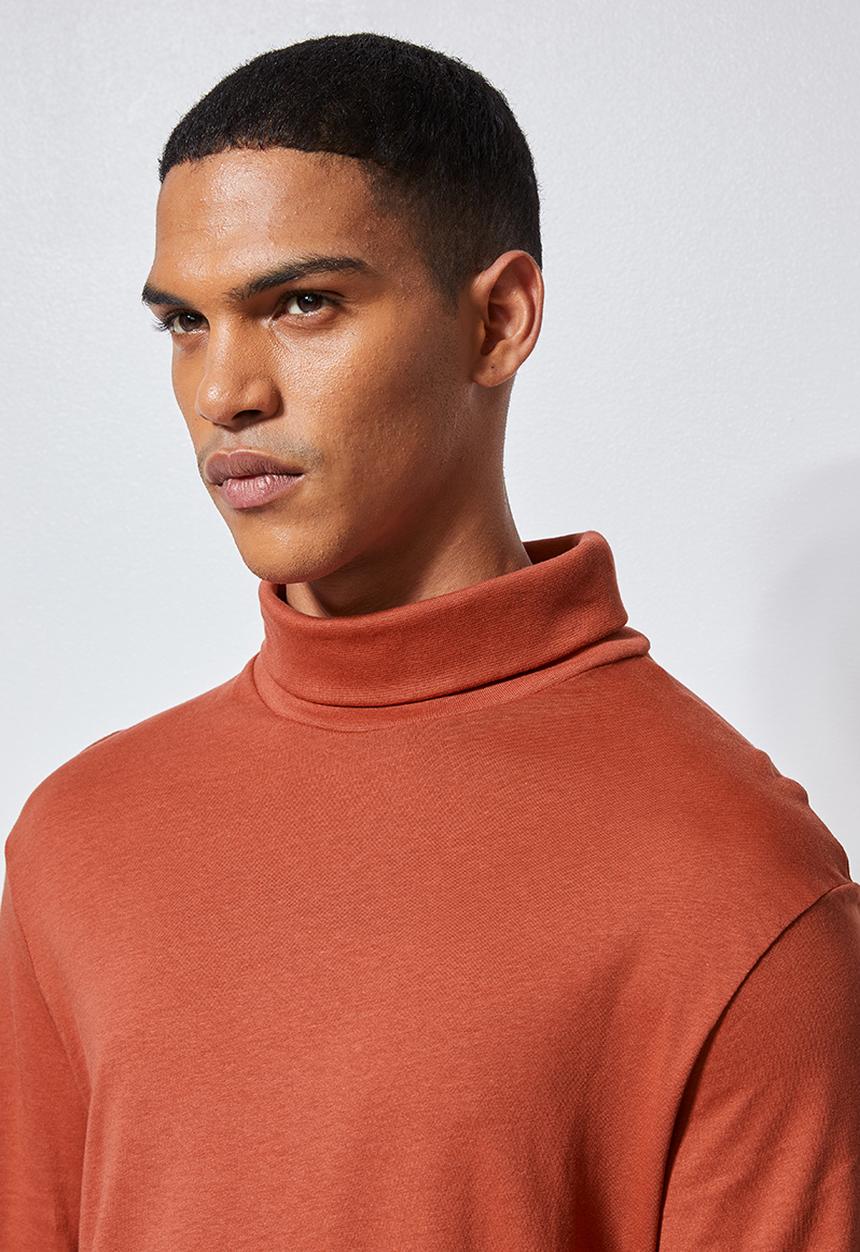 Superbalist - Plain roll neck 2 Pack tees - black & rust