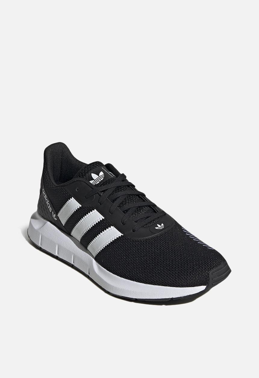 adidas Originals - Swift Run RF - core black / ftwr white