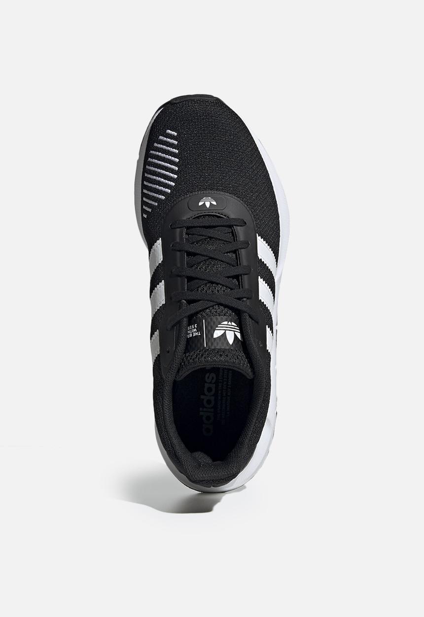 adidas Originals - Swift Run RF - core black / ftwr white