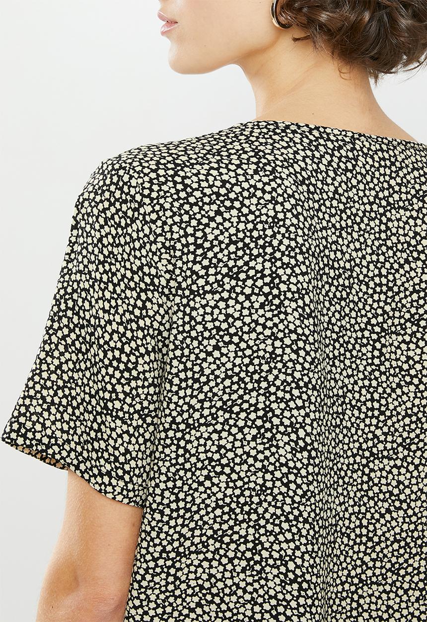 Jacqueline de Yong - Starr life short sleeve top - black & cream 