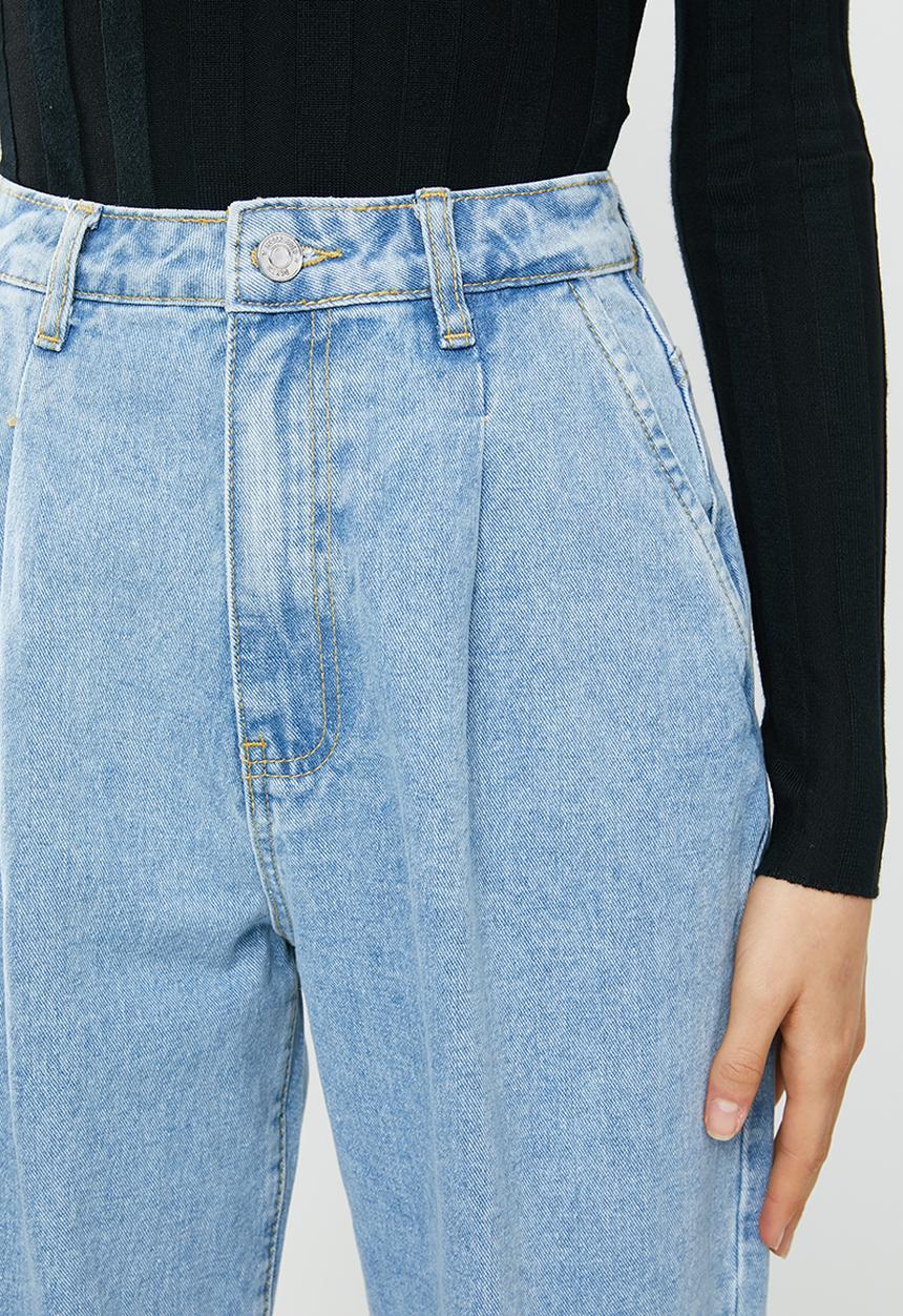 Missguided - Slouch highwaisted pleat detail jean - blue
