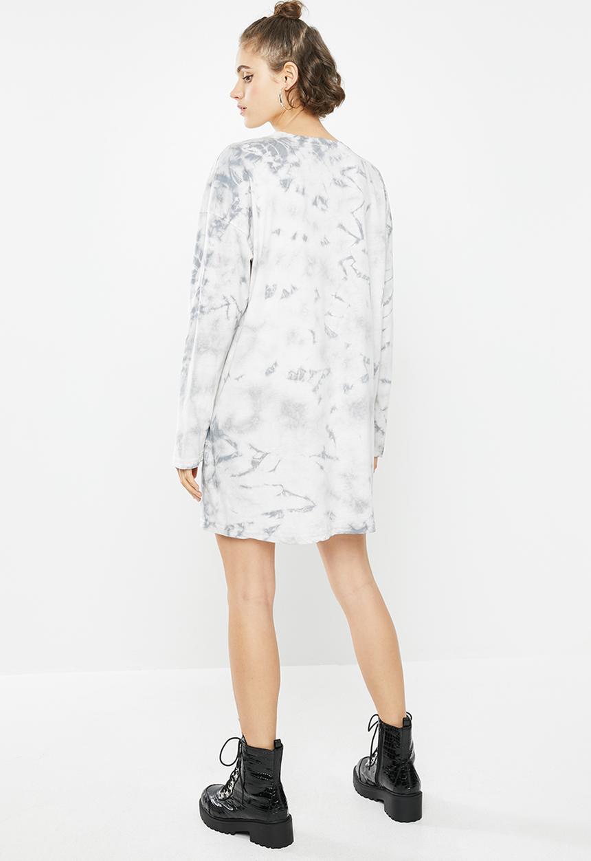 Missguided - Tie dye long sleeve T-shirt dress - nude & grey 